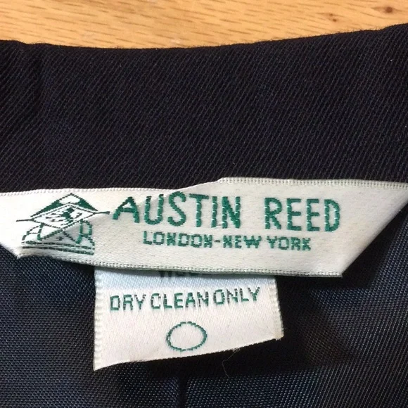 14 Austin Reed navy blue wool one button blazer - Picture 14 of 16